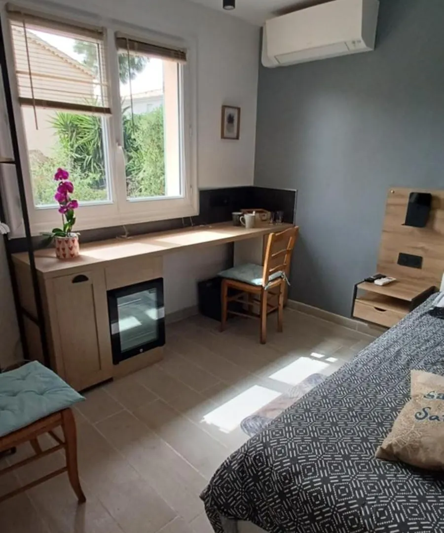 Chambre Climatisee Independante 300M Mer Six-Fours-les-Plages