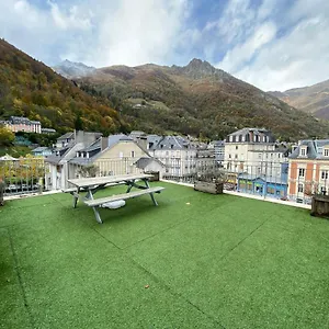 Place De La Mairie T2 Type Loft 70m2 Terrasse 35m2 , Cauterets France